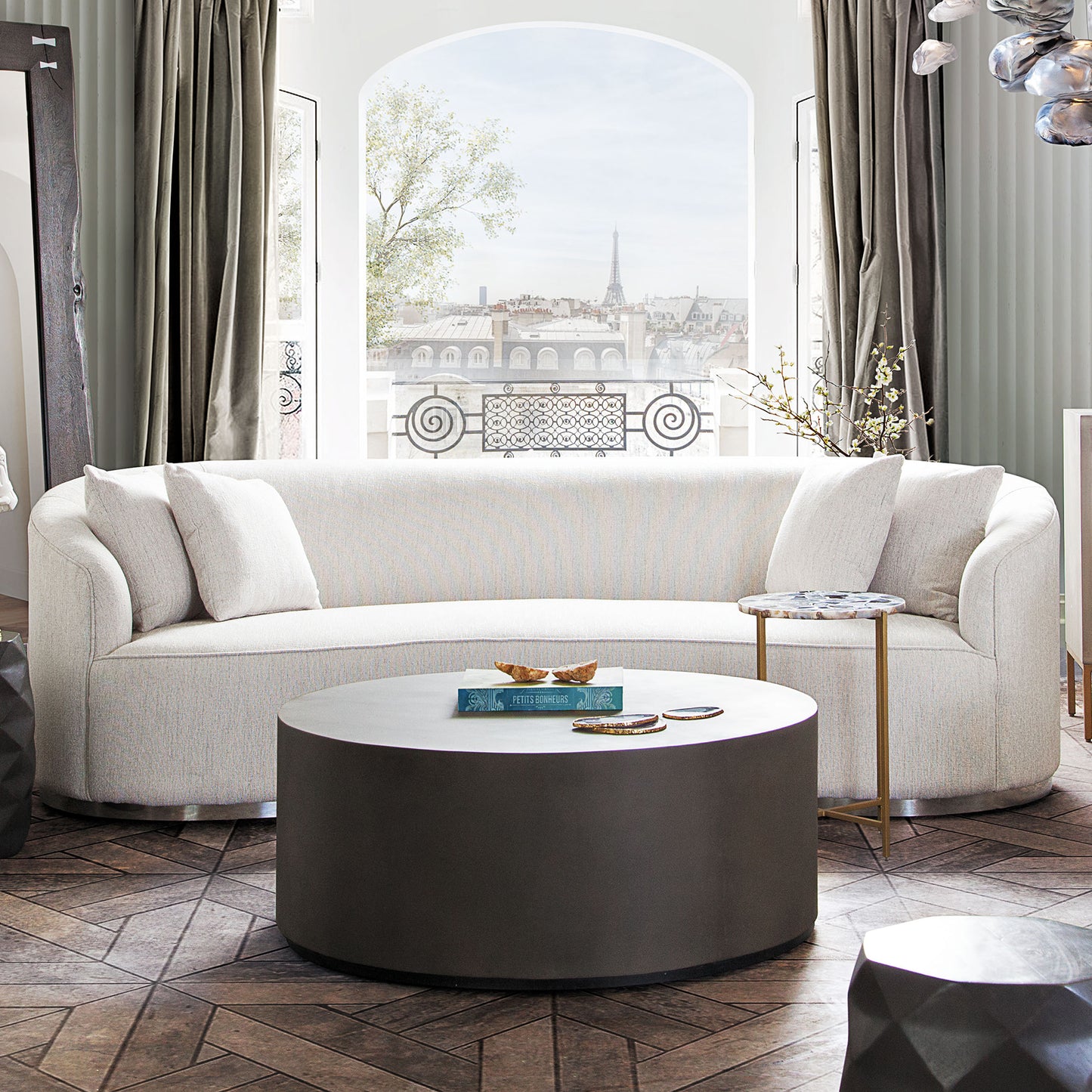 Raven Sofa by Diamond Sofa