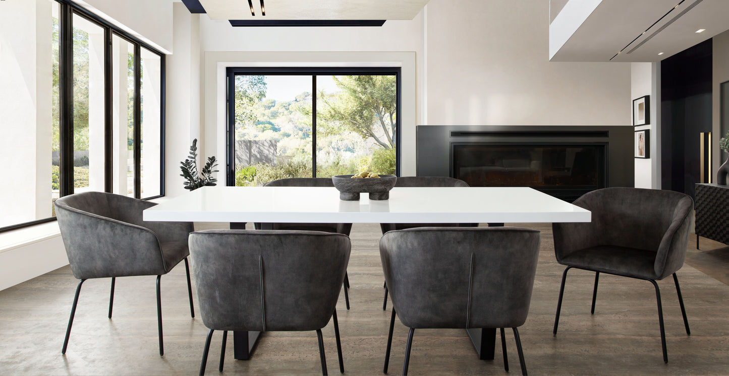 Onyx Extension Dining Table By Diamond Sofa