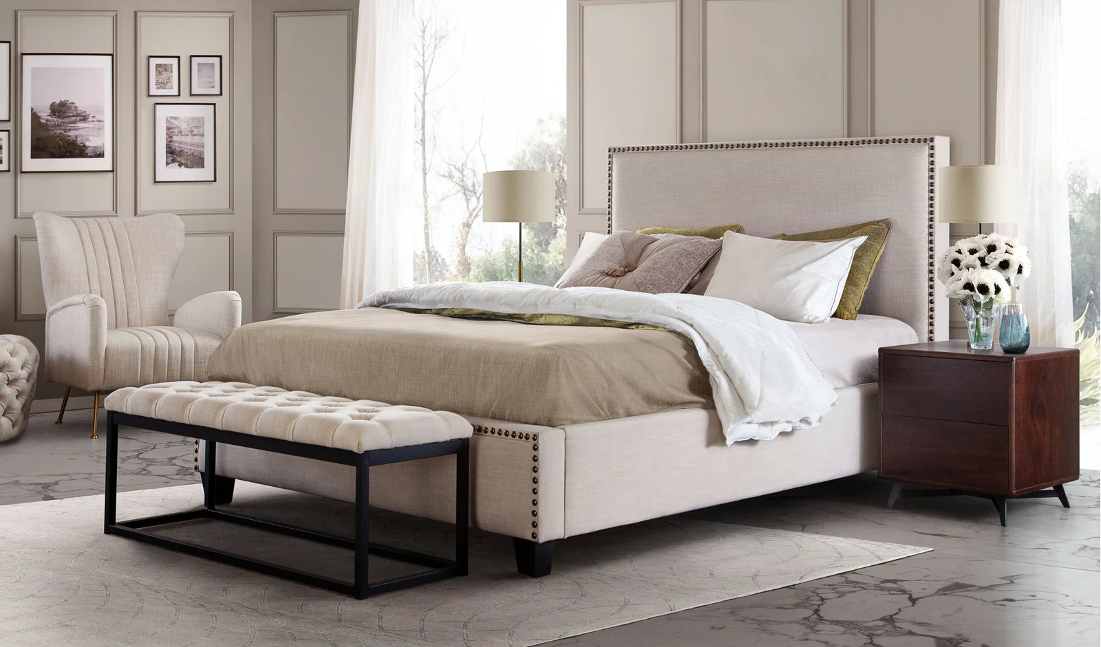 La Jolla Upholstered Bed