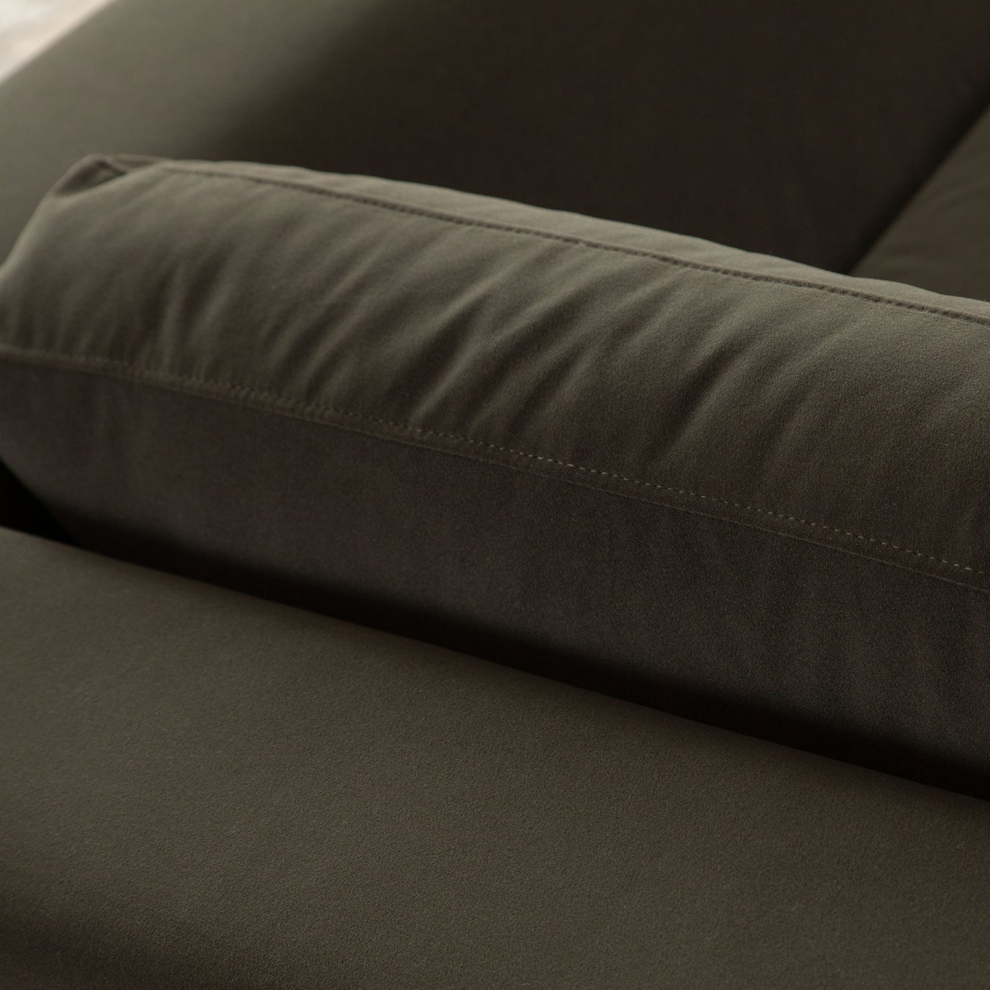 Rift Oversize Sofa by Diamond Sofa