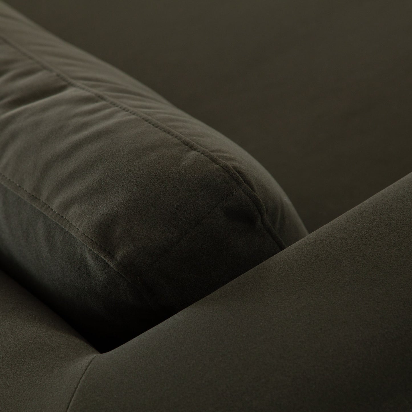Rift Oversize Sofa by Diamond Sofa